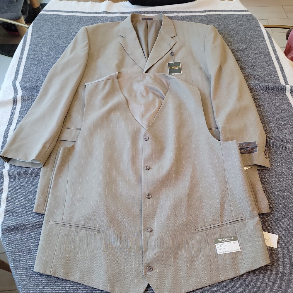 NWT Zandello Jacket Men's 56L Gray Pinstripe Blazer Sport Coat & Vest 5 Button